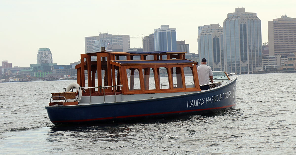 sailboat cruise halifax